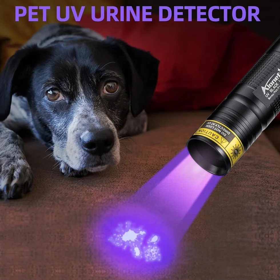 Alonefire SV110 Torcia UV LED Piccolo Professionale 365nm USB C Ricaricabile Mini Lampada Ultravioletti per Resina, Pesca, Fluoresceina, Rilevatore di Urina,Minerali con Batteria Incorporata